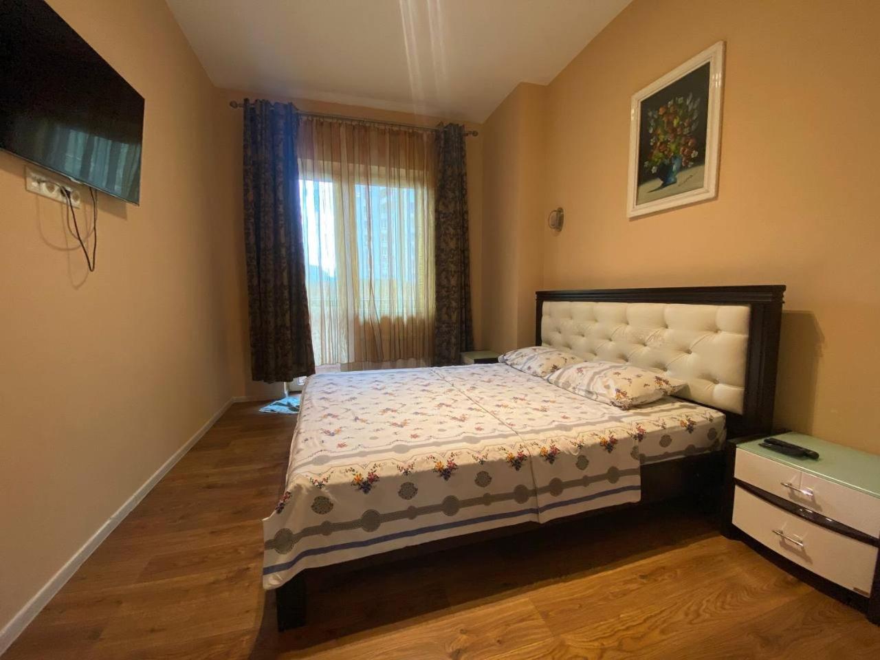 Apartment On Dragomirova Kiev Eksteriør billede