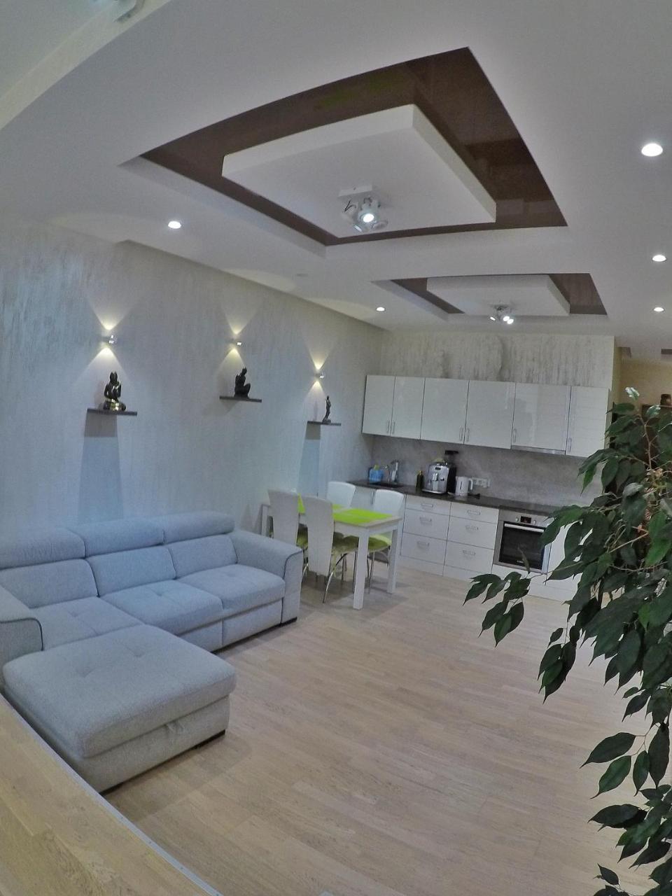 Apartment On Dragomirova Kiev Eksteriør billede